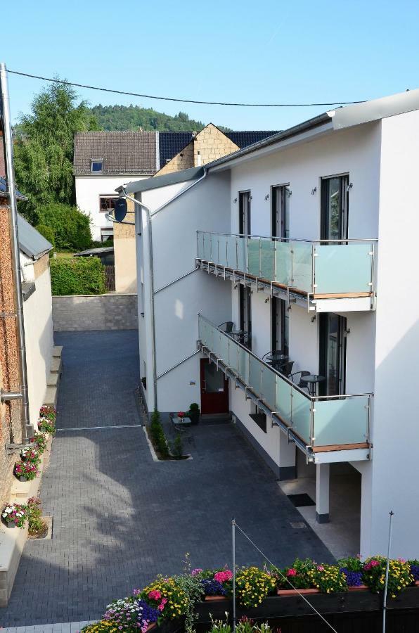 Gaestehaus Am Hochsimmer Ettringen  Exterior foto